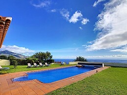 Villa Baradaye by Atlantic Holiday