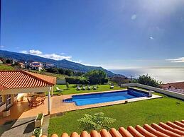 Villa Baradaye by Atlantic Holiday