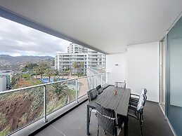 Pearl View by Atlantic Holiday