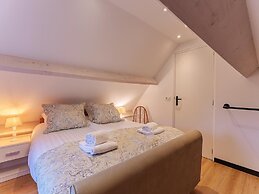 Modern Holiday Home in Vrouwenpolder
