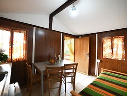Bungalow in Ferienresidenz With Pool