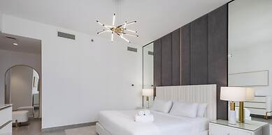 LUX The Dubai Marina Skyline Suite 2