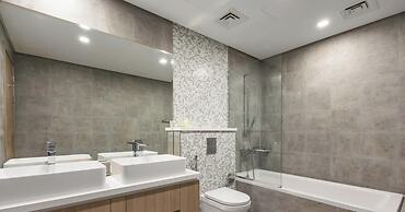 LUX The Dubai Marina Skyline Suite 2