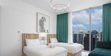 LUX The Dubai Marina Skyline Suite 2