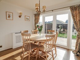 Parkfields Cottage