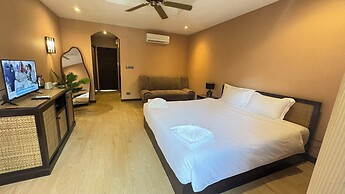 Akira Resort