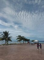Beach Front Duplex Home for 4-6 People