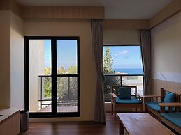 Light Haus Inn
