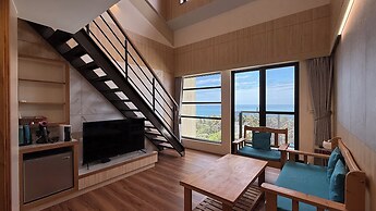 Light Haus Inn