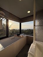 Light Haus Inn