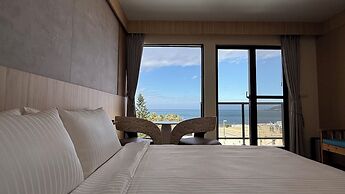 Light Haus Inn