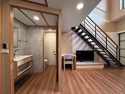 Light Haus Inn