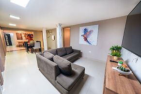 5BR by Lleras Park w Arcade & Foosball