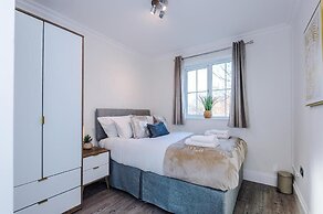 Gorton Place- Contractors & Families