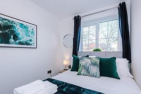 Gorton Place- Contractors & Families