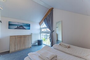 Comfortable Family Home on the Beach