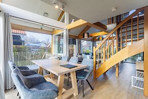Comfortable Family Home on the Beach