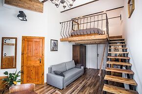 Lovenovsky Apartments