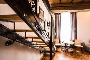 Lovenovsky Apartments