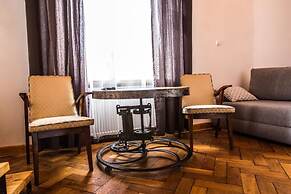 Lovenovsky Apartments