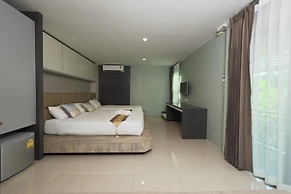 Cherilynn holmes At Hatyai