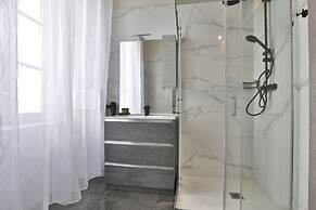 Morina Rooms