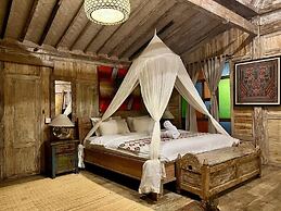 Wooden Cabin in Jimbaran