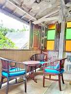 Wooden Cabin in Jimbaran