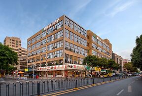 PCLJ Hotel Bao'an Centra