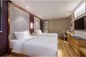 PCLJ Hotel Bao'an Centra