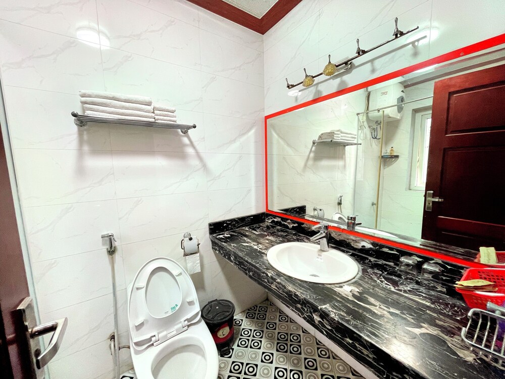 HEYI HOTEL