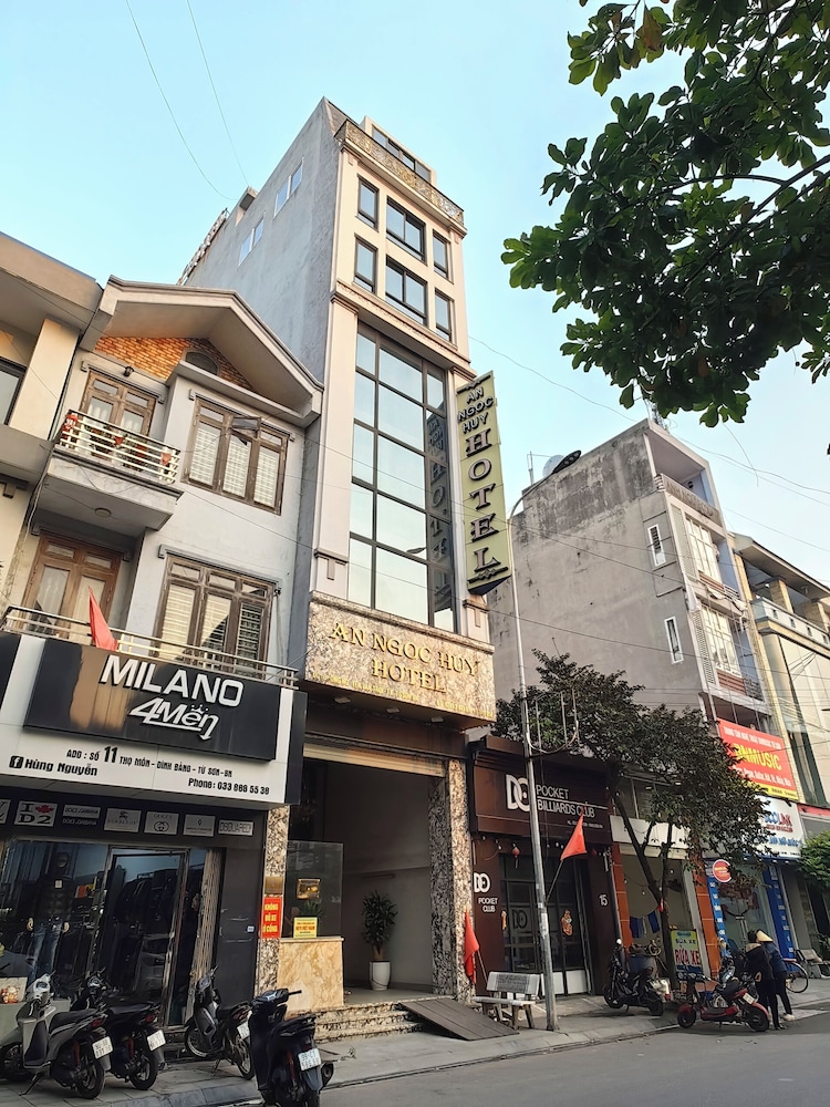 HEYI HOTEL