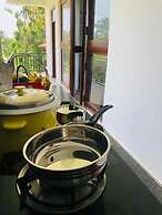 Finch Tangalle