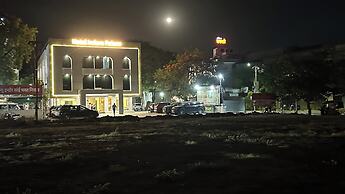 KDM Hotel Indore Palace