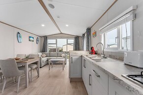 Chalet in De Haan With Terrace