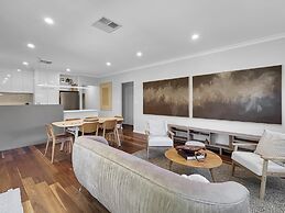 Spacious 3-bed Home in Leafy Yokine