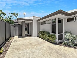 Spacious 3-bed Home in Leafy Yokine
