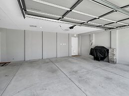 Spacious 3-bed Home in Leafy Yokine