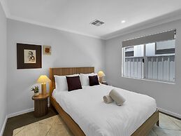 Spacious 3-bed Home in Leafy Yokine