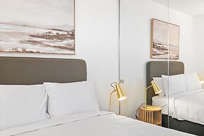 Stylish Two-bed Retreat in Central Melbourne
