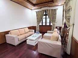 My Khe Beach Hotel