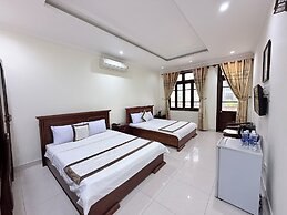 My Khe Beach Hotel