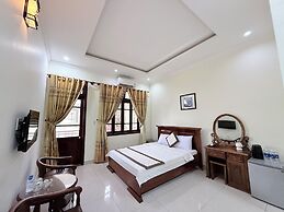 My Khe Beach Hotel