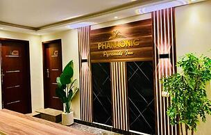 Pharaonic Pyramids Inn