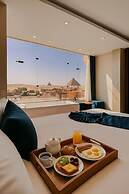Pharaonic Pyramids Inn