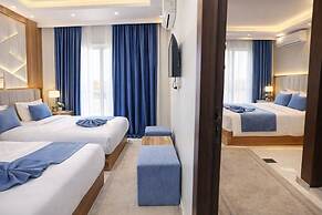 Pharaonic Pyramids Inn