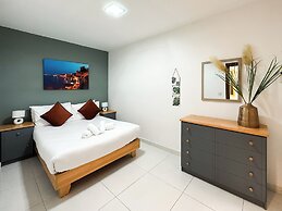 Santorini Court