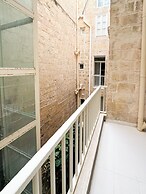Santorini Court