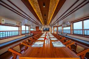 Riverine Kadavil Houseboat