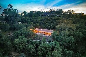3046 Skycrest Drive